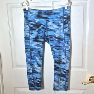 Lululemon blue, white, and black leggings size 10